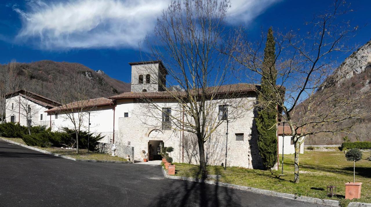 Hotel Abbazia Ss. Quirico E Giulitta Micigliano Zewnętrze zdjęcie