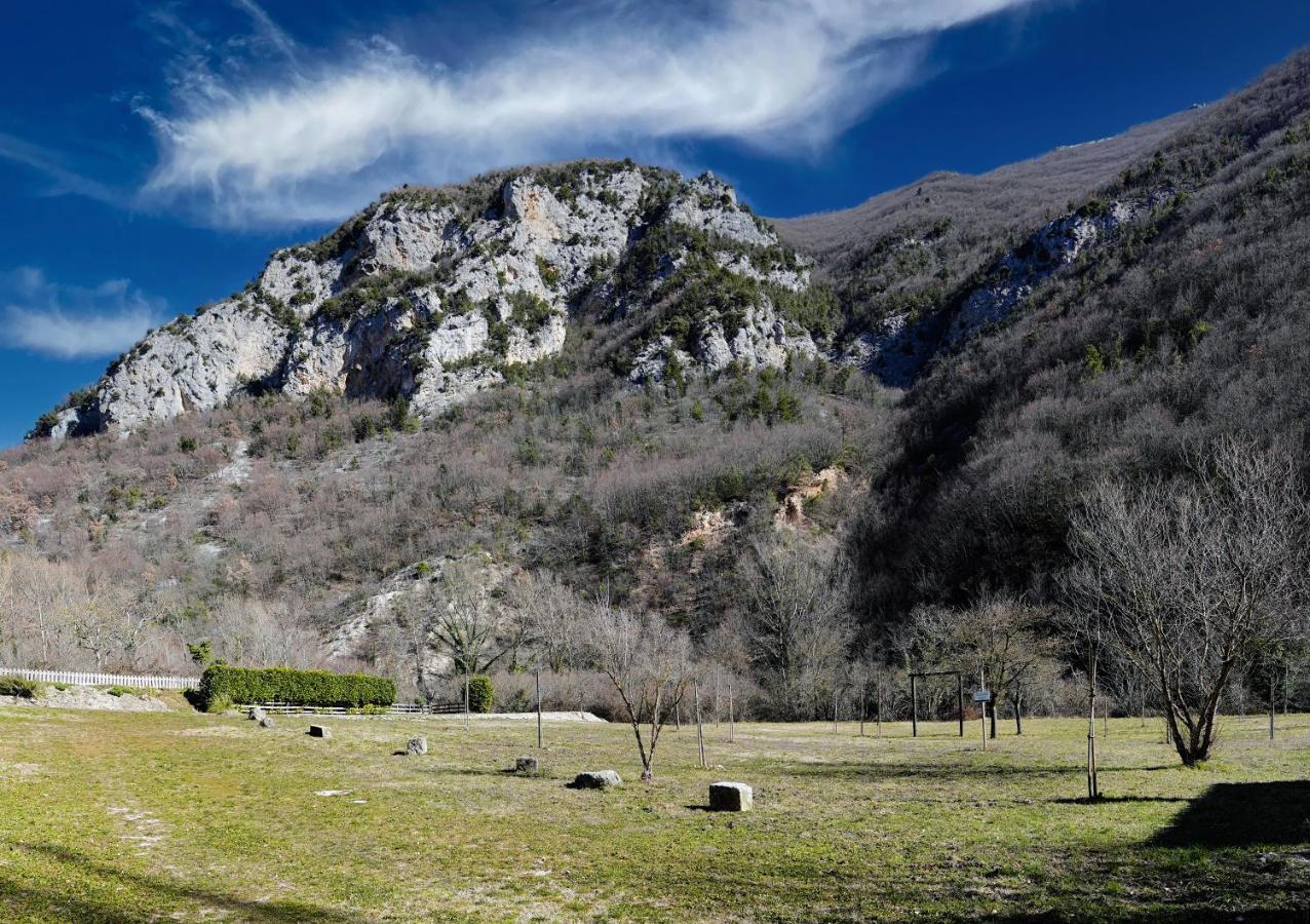 Hotel Abbazia Ss. Quirico E Giulitta Micigliano Zewnętrze zdjęcie