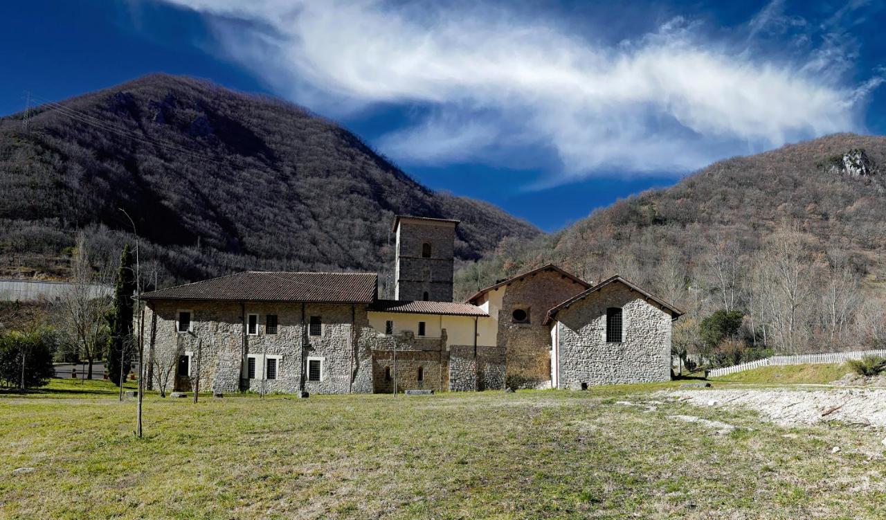 Hotel Abbazia Ss. Quirico E Giulitta Micigliano Zewnętrze zdjęcie